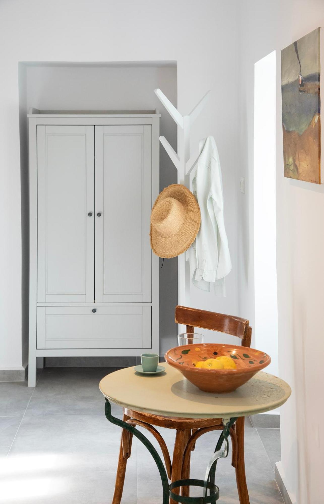 Chora Aegina'S Apartments Bagian luar foto